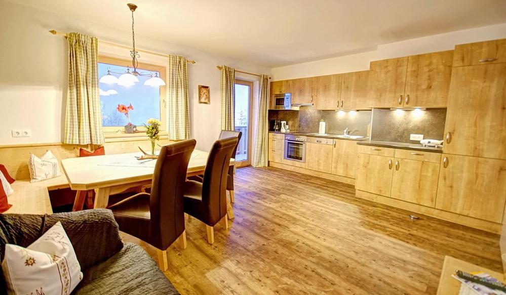 Landhaus Alpenjaeger ハインツェンベルク 部屋 写真